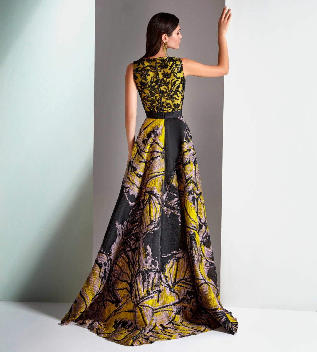 VL5618 dos Valerio Luna robe A-line tra^èze décolleté V brocard robe maman des mariés boutique de robes de soirée Paris